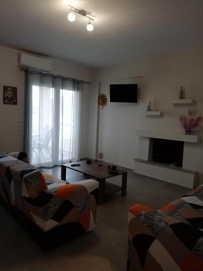 Katelia'S Apartments Almiropótamos Екстериор снимка