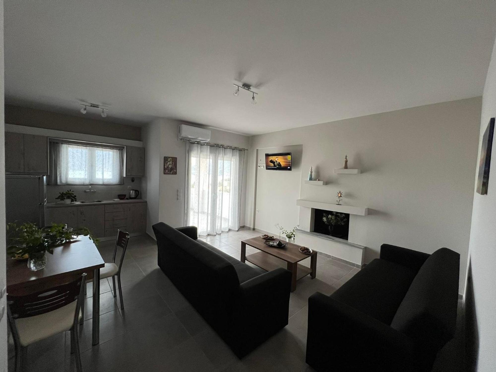 Katelia'S Apartments Almiropótamos Екстериор снимка
